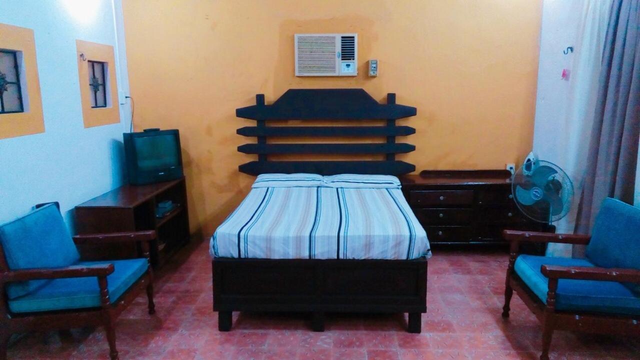 Hostal Y Camping Villa Mercedes Tizimín Eksteriør bilde